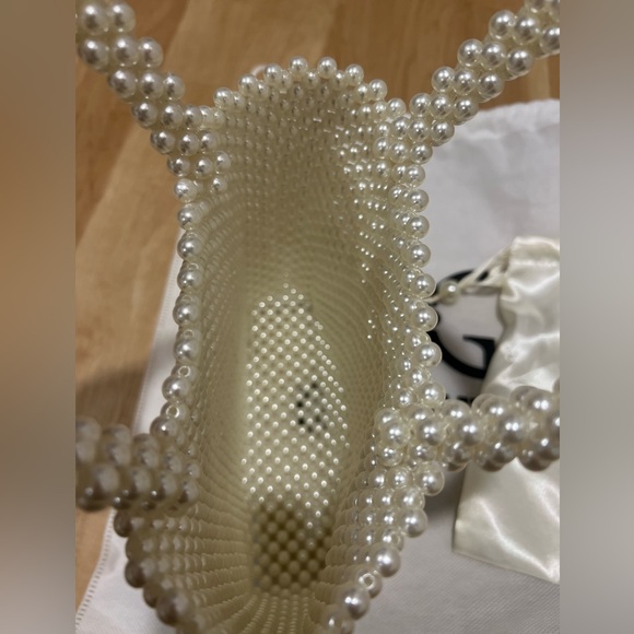 Pearl Handbag - Picture 7 of 10